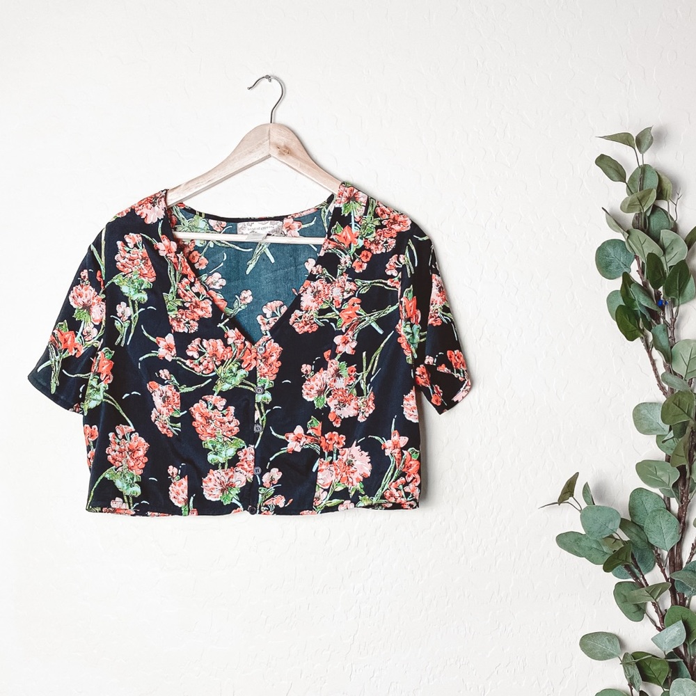Band of Gypsies Floral Crop Top Size Large